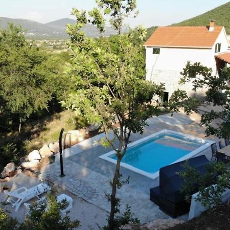 Holiday Home Jadric Osoje Екстер'єр фото