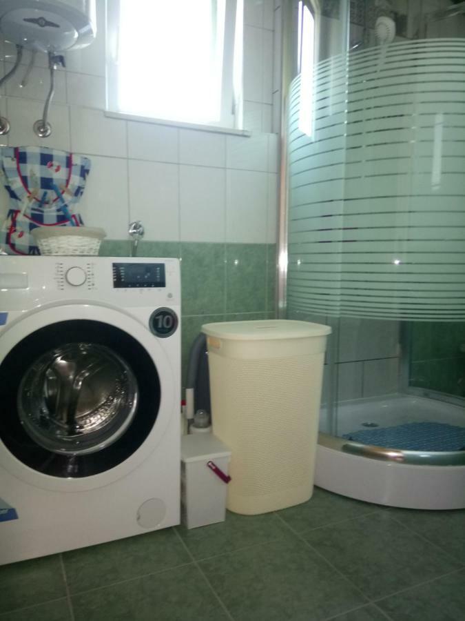 Holiday Home Jadric Osoje Екстер'єр фото