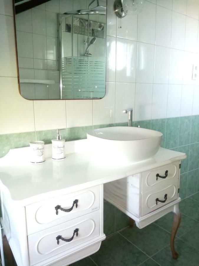 Holiday Home Jadric Osoje Екстер'єр фото